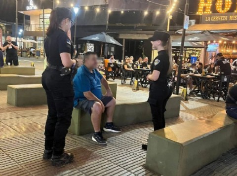 Megaoperativo en Iguazú: 12 detenidos, motos retenidas y un agresor imputado