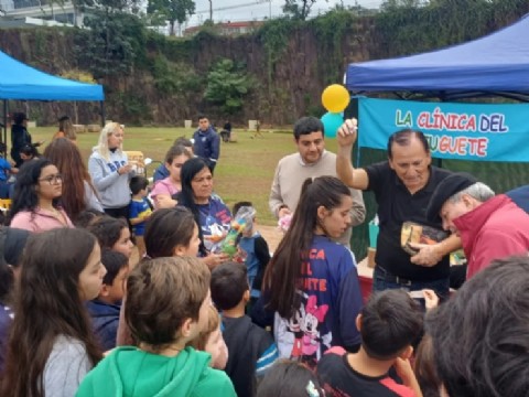 La Clínica del Juguete: donde la solidaridad devuelve sonrisas en Posadas