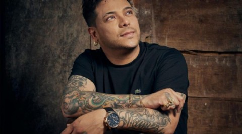 Uriel Lozano trae todo el sabor de su cumbia romántica a Misiones