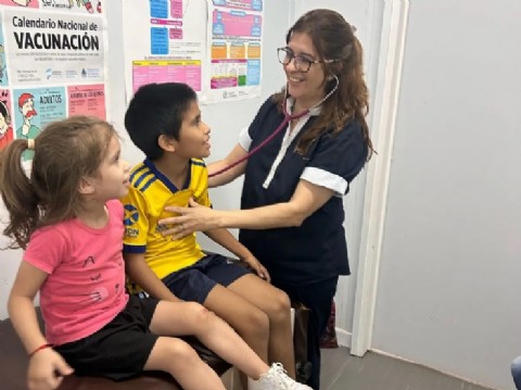 Salud refuerza la vacunación obligatoria para niños y adolescentes para el ciclo lectivo 2026