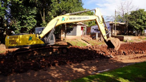 Apóstoles: inicia la reparación de la calle La Rioja