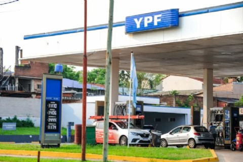 VIDEO | 12 pesos menos: YPF bajó el precio de los combustible en la provincia