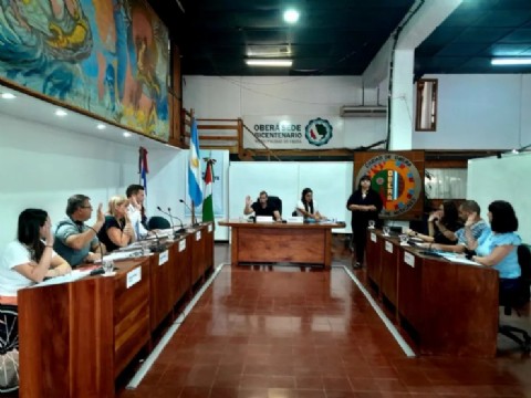 Oberá regula el transporte privado e incorpora plataformas digitales