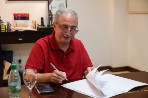 Para optimizar los recursos del Estado, Misiones prohibió la compra de vehículos para la Administración Pública