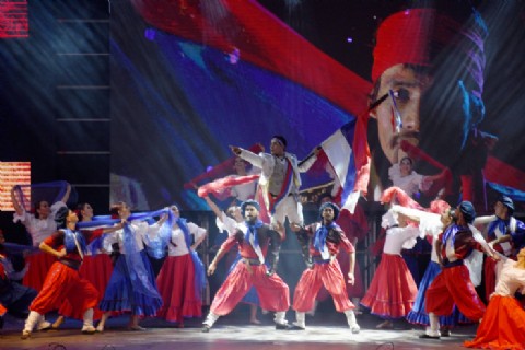 VIDEO | Multitud, música y la tradición marcaron una vibrante apertura del Festival del Litoral