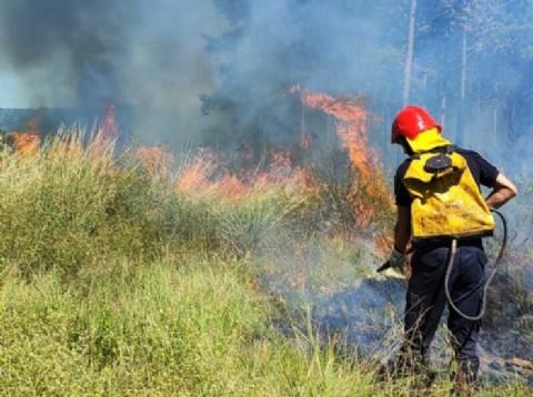 Misiones refuerza medidas de prevención y solicita acompañamiento de la comunidad ante el riesgo extremo de incendios