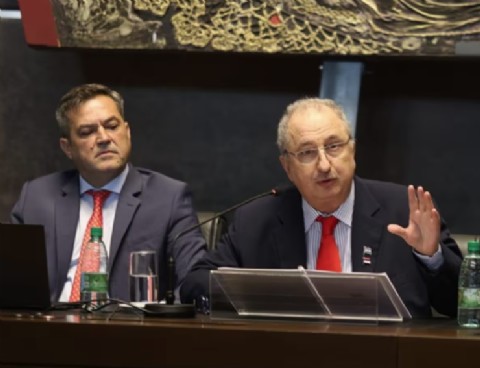 La Provincia elimina el cobro de Ingresos Brutos en rutas y presiona a Nación por IVA y Ganancias