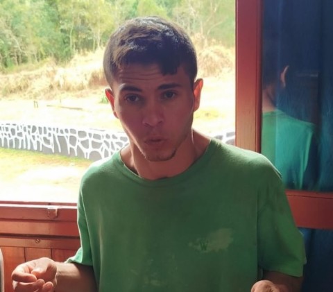 Piden ubicar a la familia de un joven internado en el hospital de Jardín América