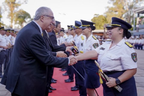 Hugo Passalacqua encabezó la colación 2025 de la Universidad de las Fuerzas de Seguridad con 158 oficiales nuevos