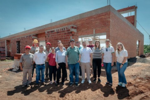 Passalacqua visitó la obra del nuevo edificio de la EPET 53 en Alberdi