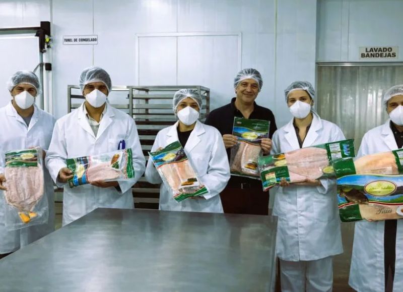 La provincia hizo historia con la primera exportación de carne de dorado y surubí a Brasil