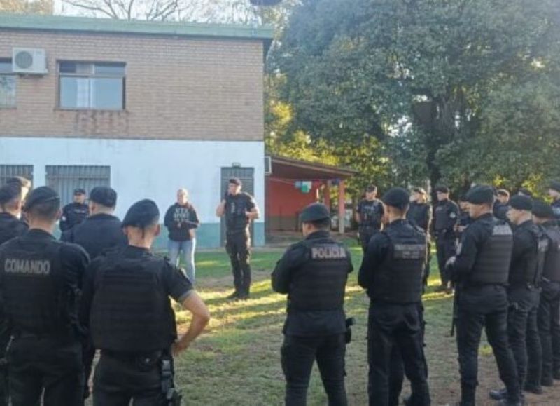 Violento ataque a la Policía en Oberá tras un operativo por disturbios vecinales