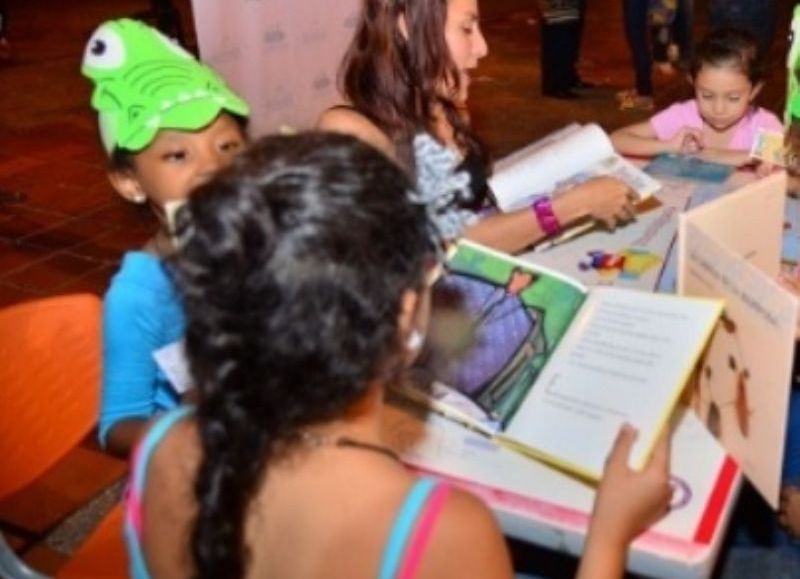 “Imagina y Crea” en el 6° Encuentro de LeYendo a la Feria del Libro