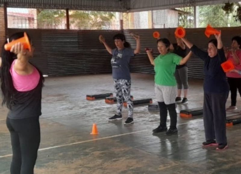 Clases gratuitas de actividad física para fortalecer cuerpo y vínculos en Posadas