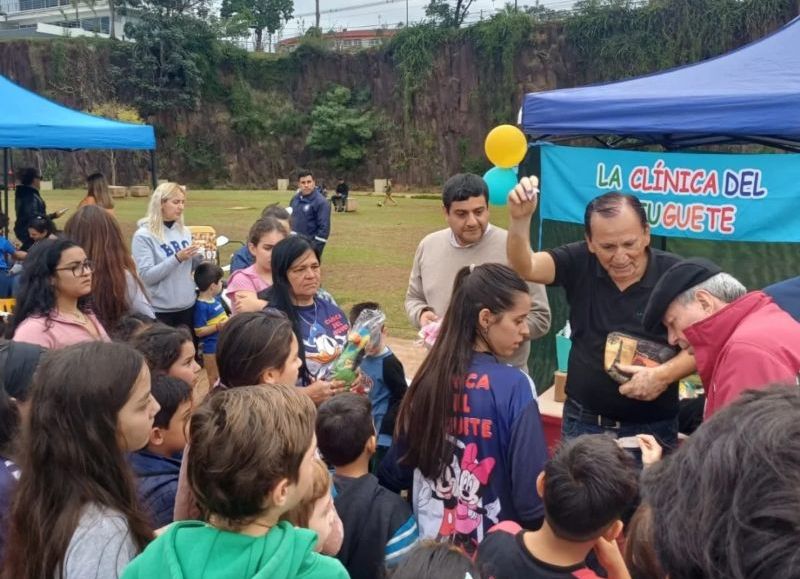 La Clínica del Juguete: donde la solidaridad devuelve sonrisas en Posadas