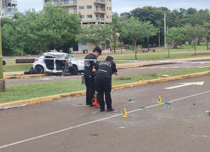Retiran la licencia al adolescente que conducía el vehículo que despistó en la Costanera de Posadas