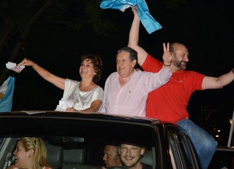 Oposición diezmada y dividida: Ramón Puerta, candidato otra vez