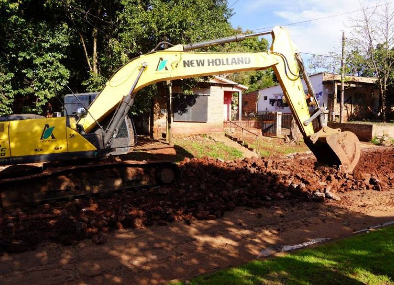 Apóstoles: inicia la reparación de la calle La Rioja