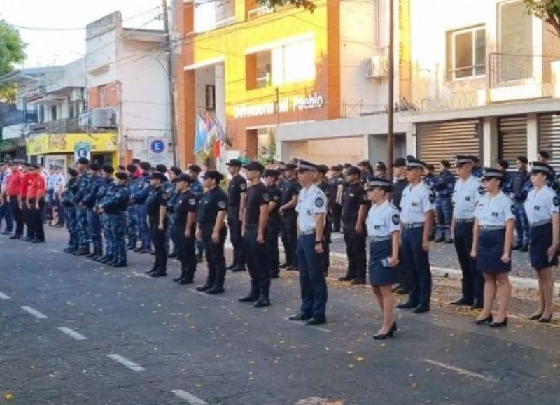 Emotivo último adiós al bombero que dio su vida para salvar a su compañera en un incendio