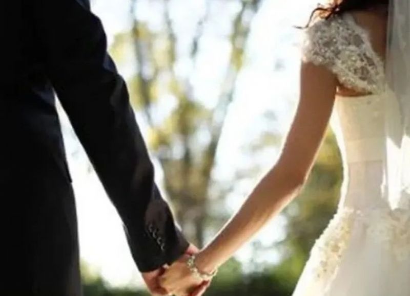 Cuatro parejas misioneras desafían la mala suerte y se casarán un martes 13