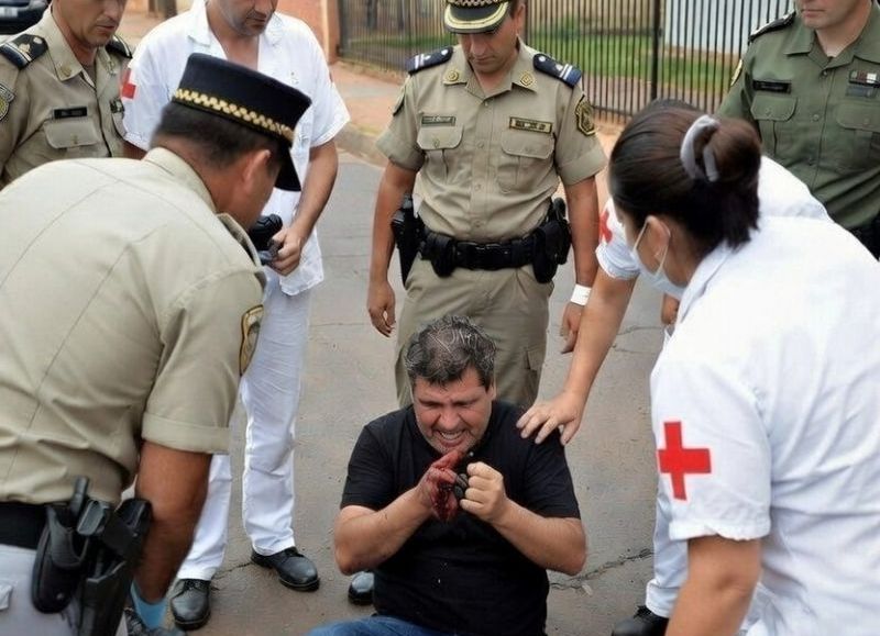 Apóstoles: alcoholizado manipulaba un arma, se disparó y quedó detenido por tenencia ilegal