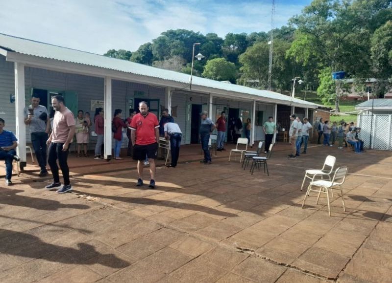 San Pedro: padres exigen que se reanude la construcción del nuevo edificio escolar de Tobuna