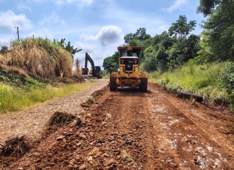 Misiones avanza en el mantenimiento de más de 1.400 kilómetros de rutas terradas