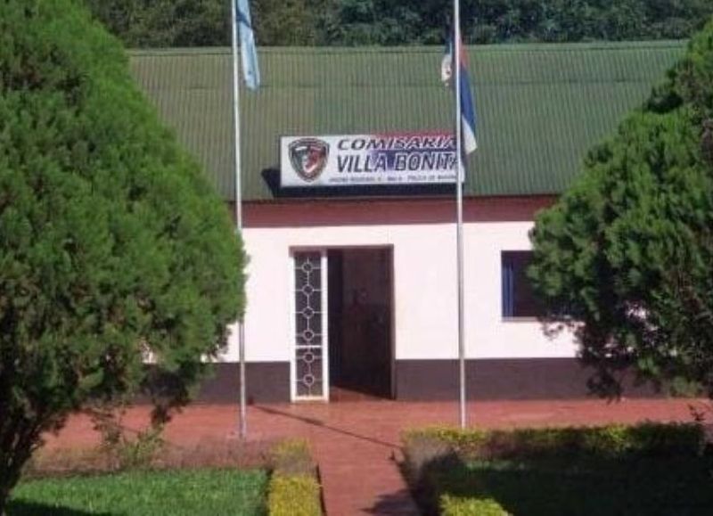 Apartan al jefe policial de Villa Bonita por presunto soborno para liberar a un detenido