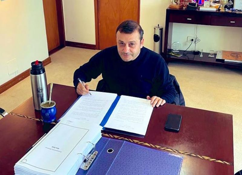 Herrera Ahuad envió a la Legislatura el Presupuesto 2024 con el foco en lo social