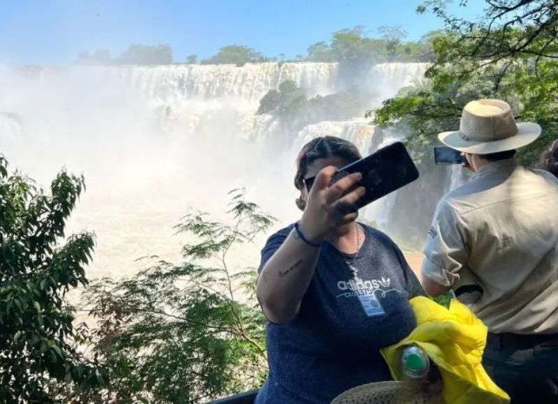 Cataratas trabajará normalmente este domingo electoral