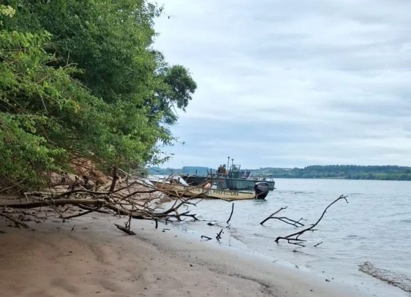 Tragedia en General Urquiza: una niña murió tras el hundimiento de una canoa