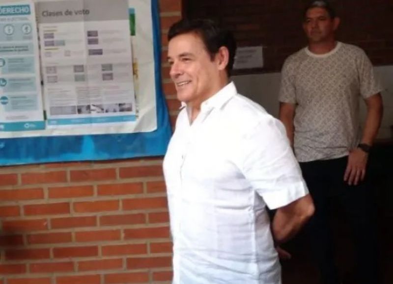 #Elecciones2023: sufragó Rovira sin hacer declaraciones