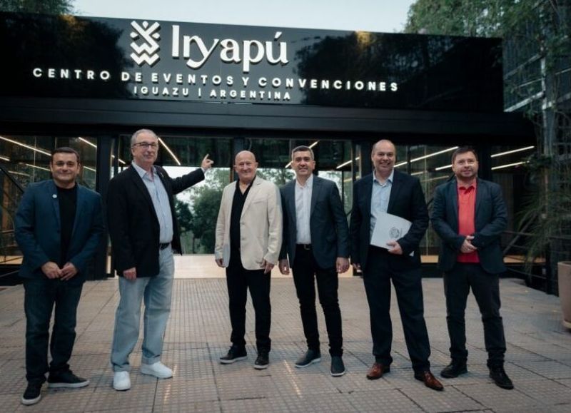 El Gobierno provincial inauguró un nuevo espacio para eventos y congresos en Puerto Iguazú