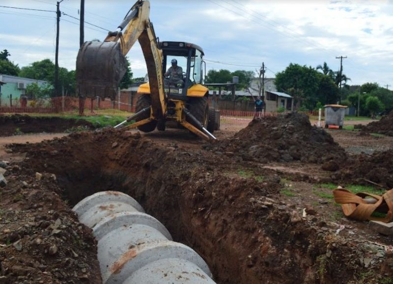 Avanza una importante obra hidráulica en el sector oeste de la ciudad
