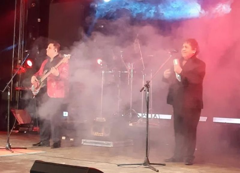 Fiesta Nacional de la Madera: Los Palmeras hicieron cantar y bailar a San Vicente