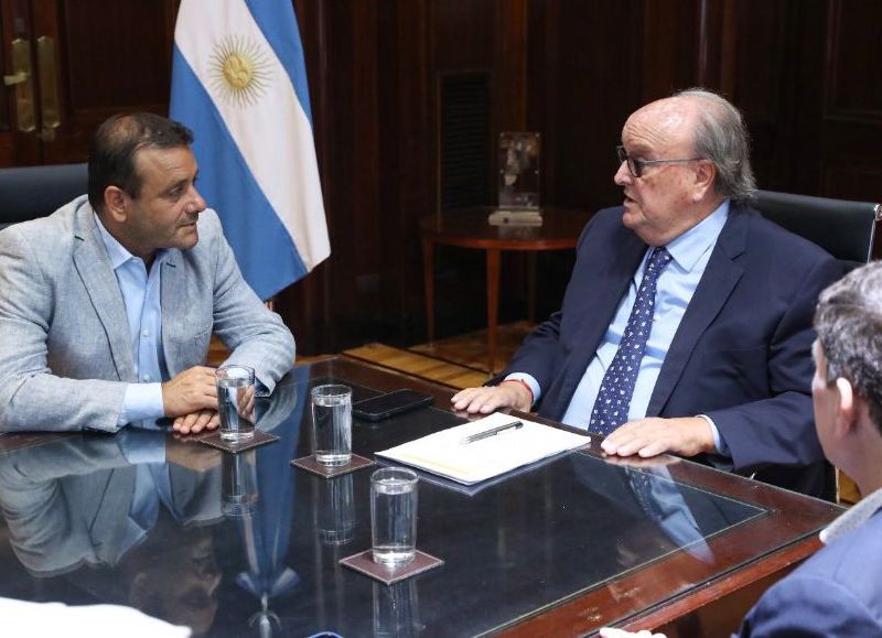 Herrera Ahuad acordó casi tres mil millones de pesos para dos de los Ahora y el Silicon