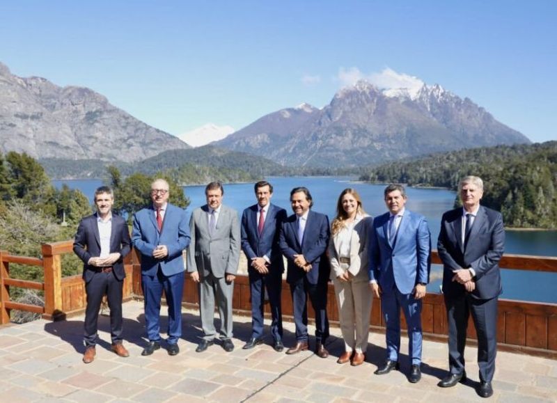 El Gobierno provincial participó en el debate sobre el rol de las garantías en el desarrollo regional