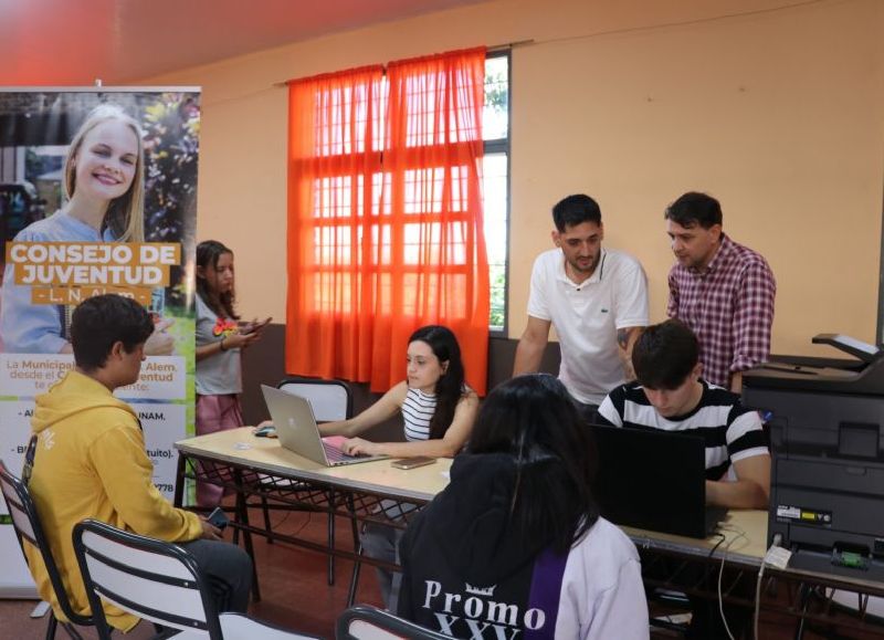 Misiones acompaña a jóvenes para que no pierdan su beca educativa