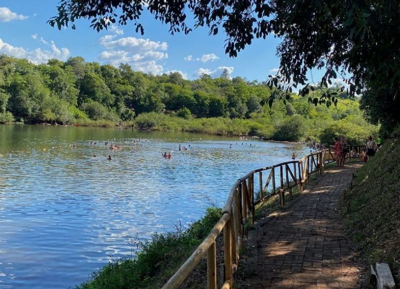 Verano en Eldorado: brindarán una obra de teatro para toda la familia en el Balneario Piray Guazú