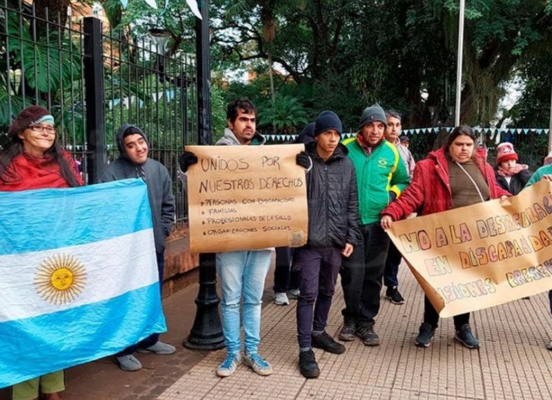 Posadas: masiva protesta por el desfinanciamiento de Nación a personas con discapacidad