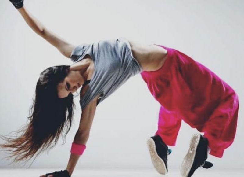 Comenzaron clases de danzas urbanas en el Paseo La Terminal